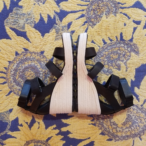 LIKE NEW Sorel Cameron Wedge Multistrap - Picture 2 of 5